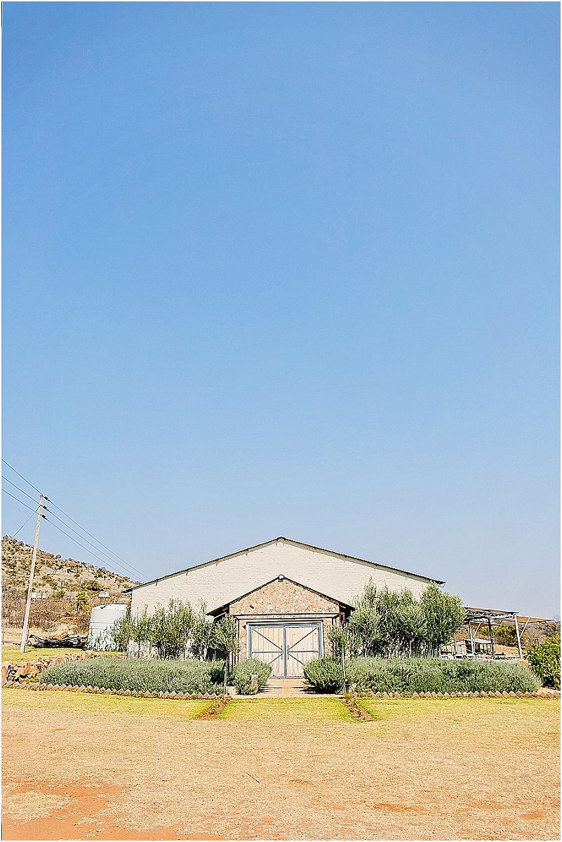 the barn redstone country estate