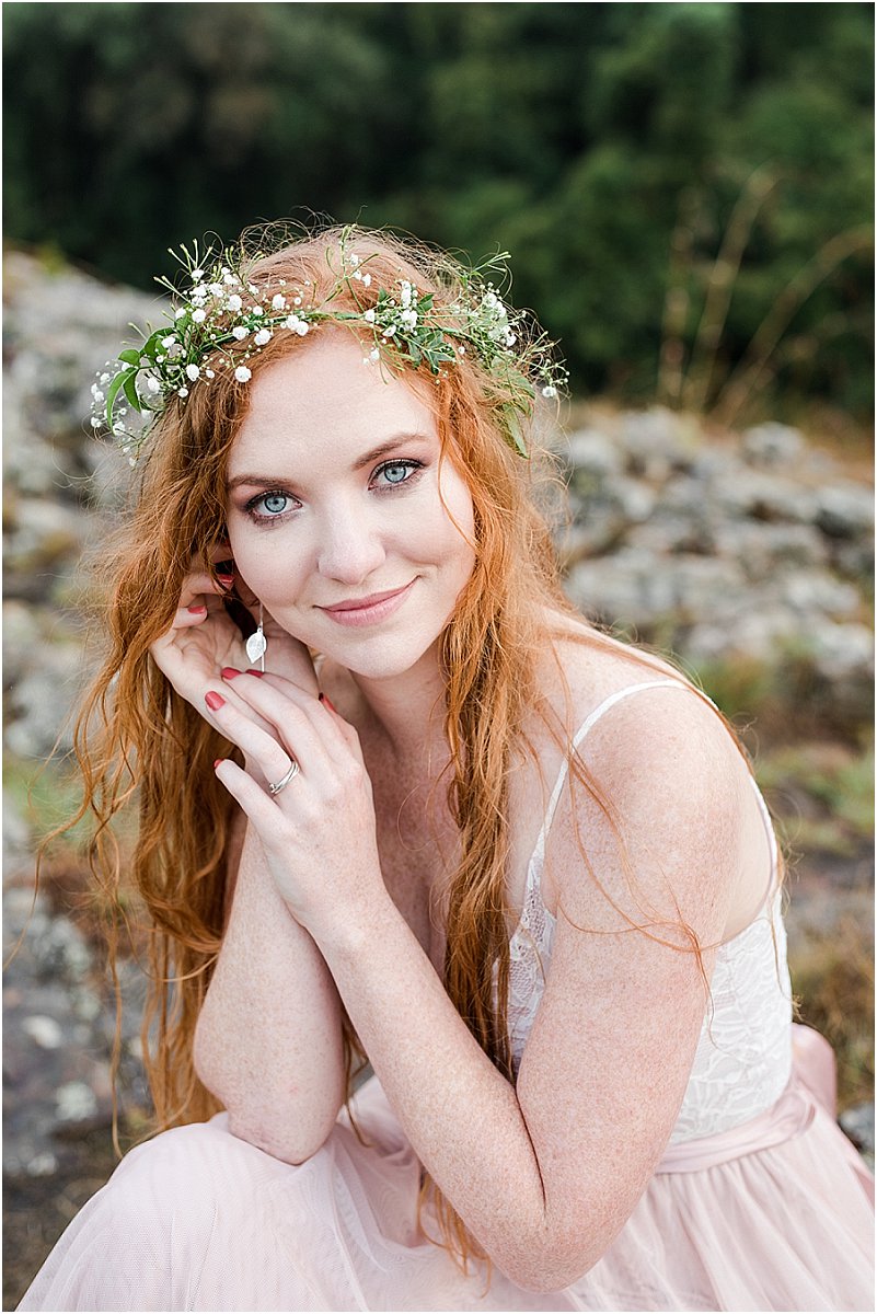 outdoor engagement photo ideas
