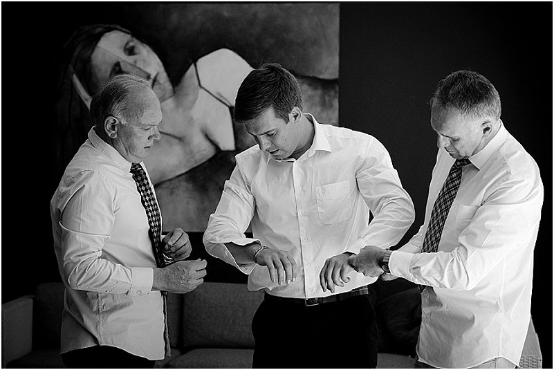 groom photos