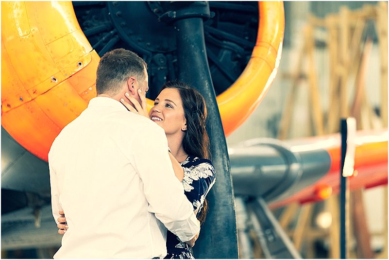 aviator engagement photoshoot