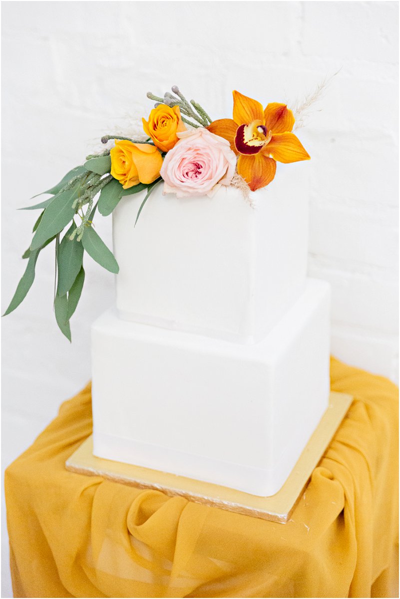 mustard wedding cake