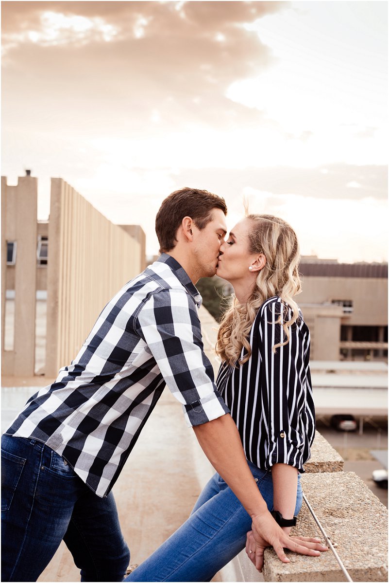 spontaneous engagement photo shoot