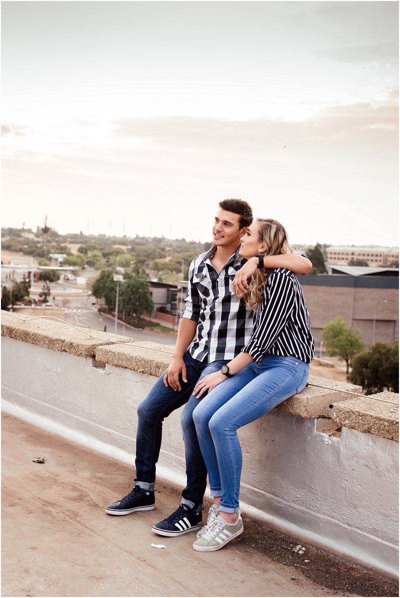 spontaneous engagement photo shoot