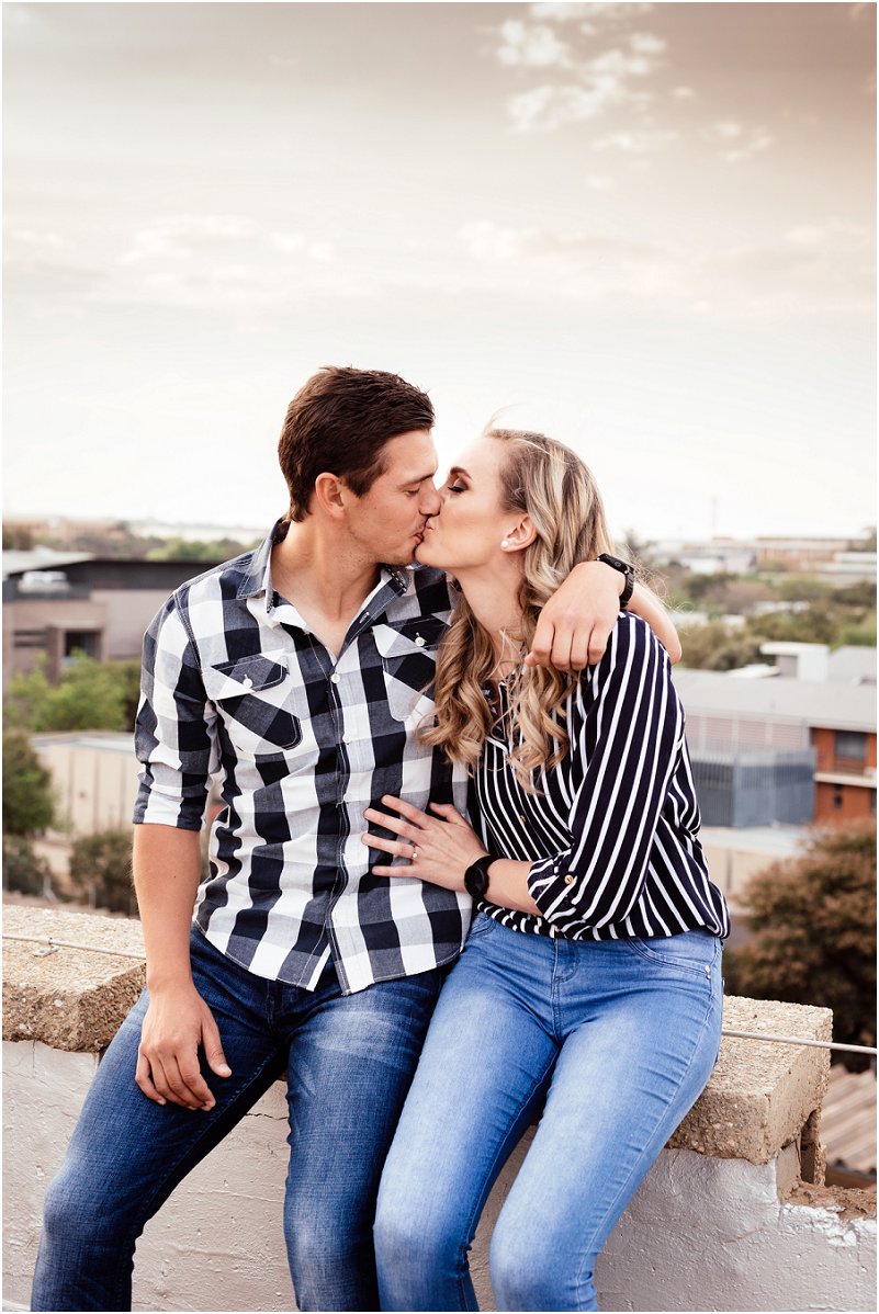 spontaneous engagement photo shoot