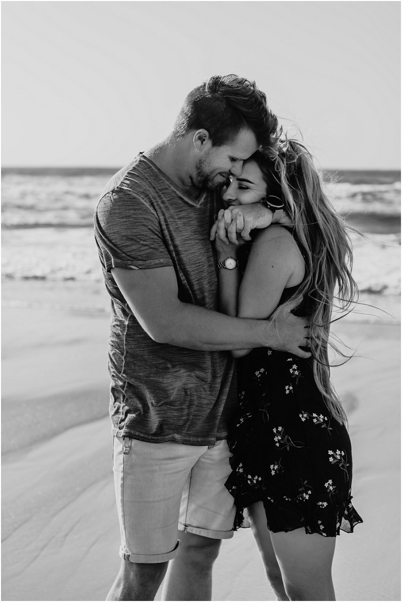 verlowing fotosessie op die strand
