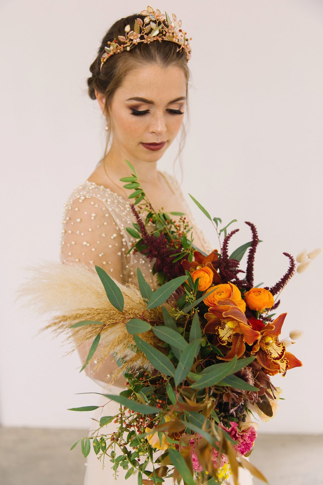 Intimate autumn wedding styled inspiration photo shoot