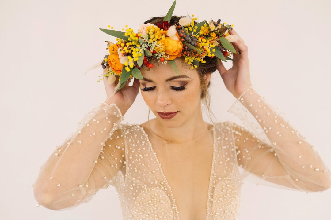 Intimate autumn wedding styled inspiration photo shoot