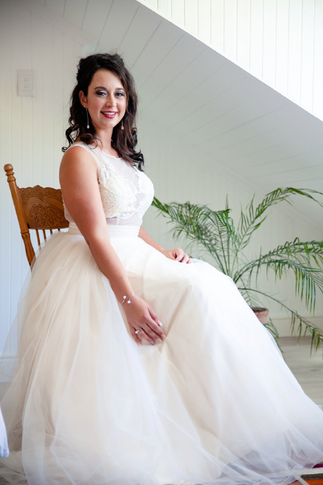 bride getting ready photos