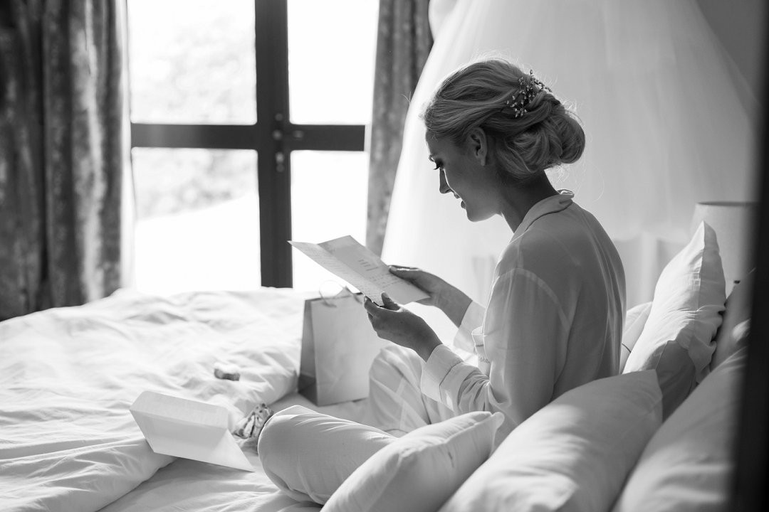 bride getting ready photography
