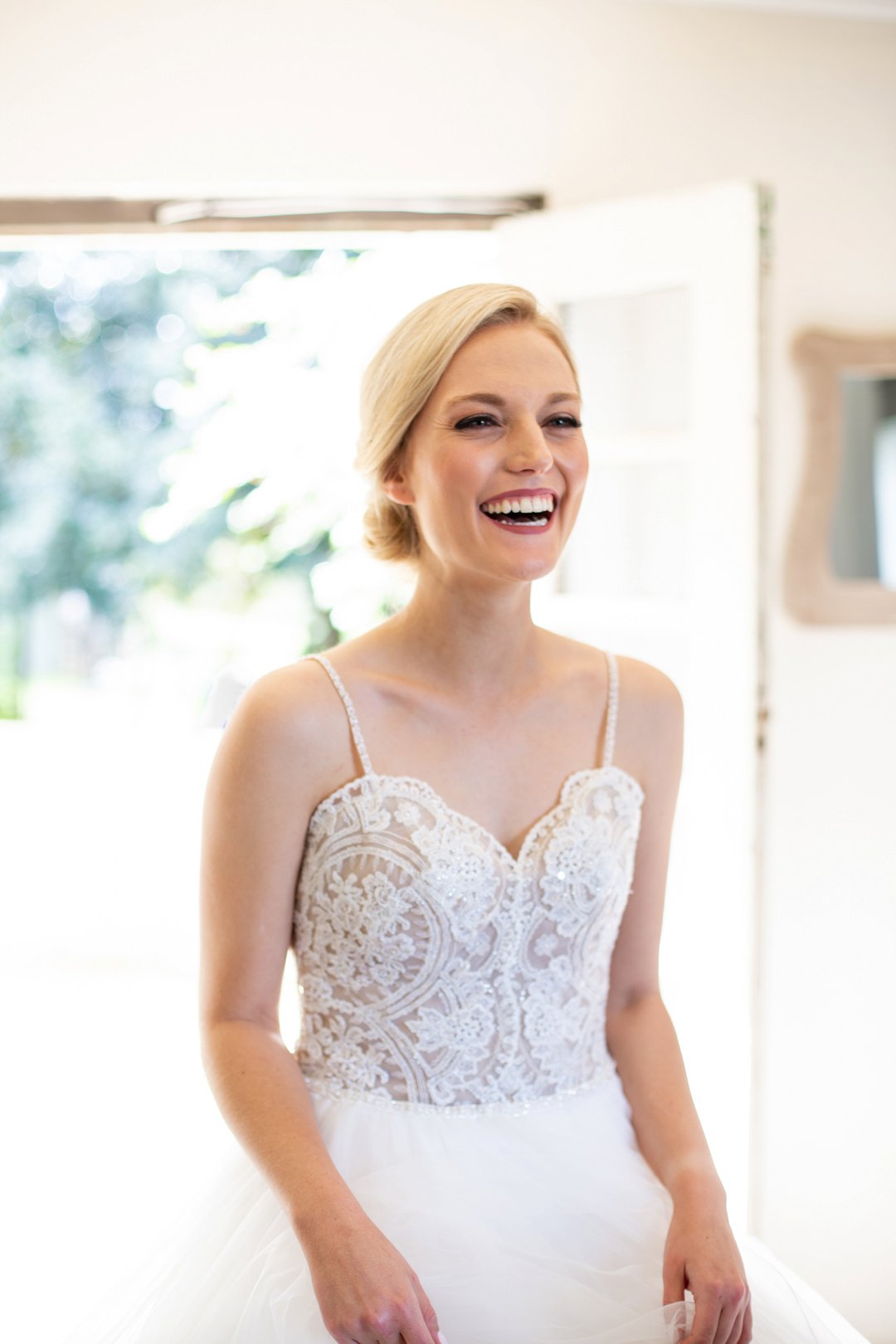 bride getting ready photography