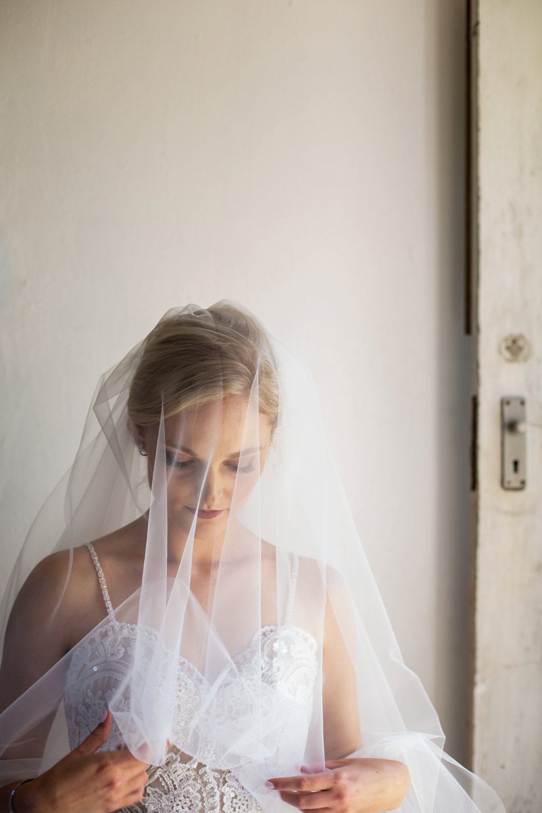 bride getting ready photography