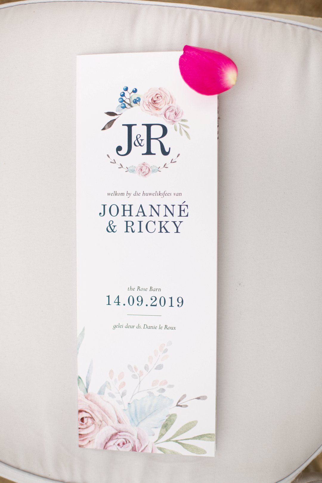 bride getting ready photography