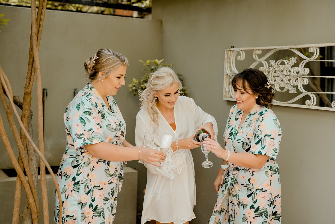 bride getting ready photos