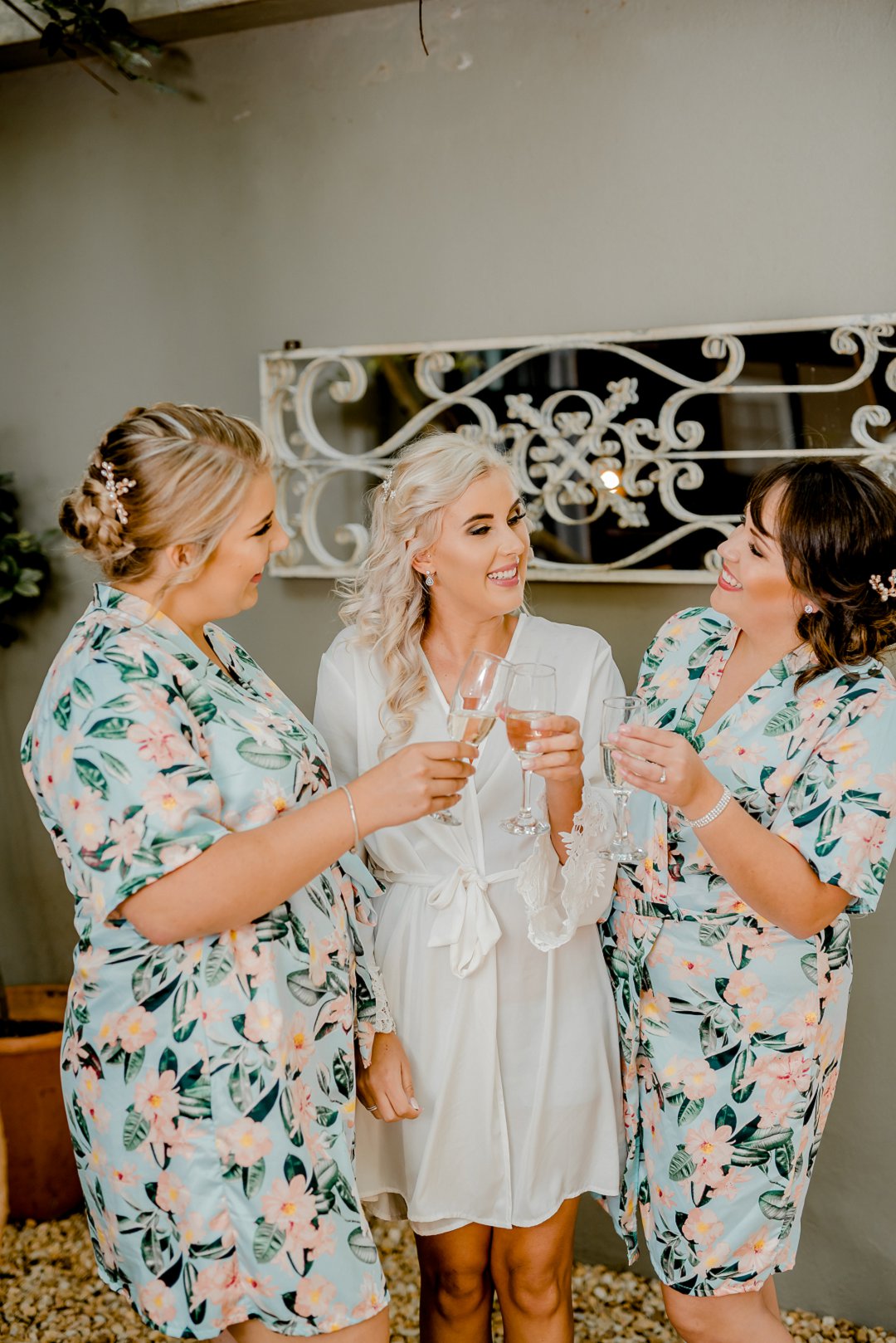 bride getting ready photos