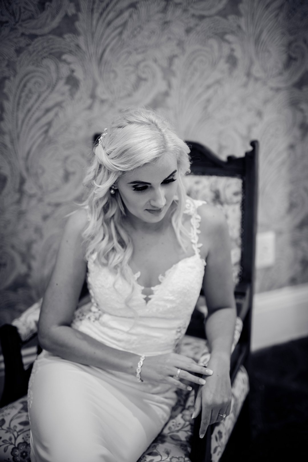 bride getting ready photos