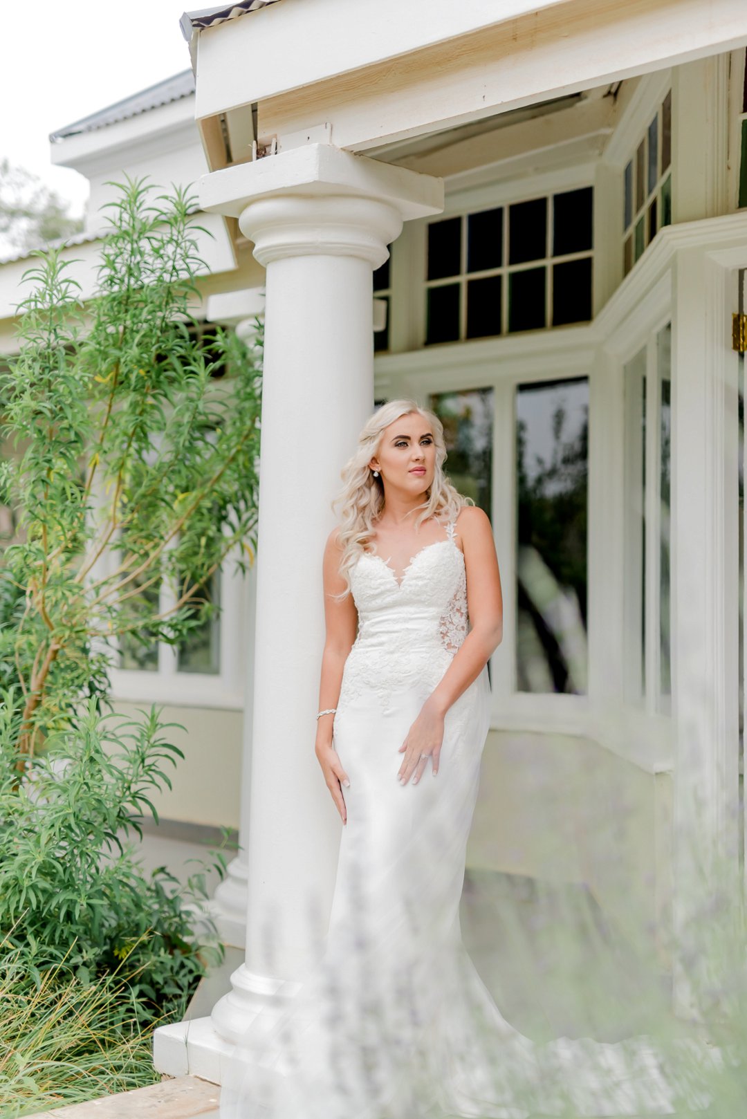 bride getting ready photos