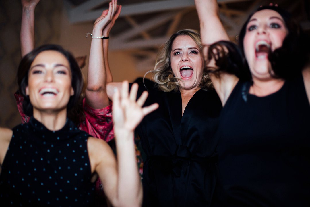bride getting ready photos