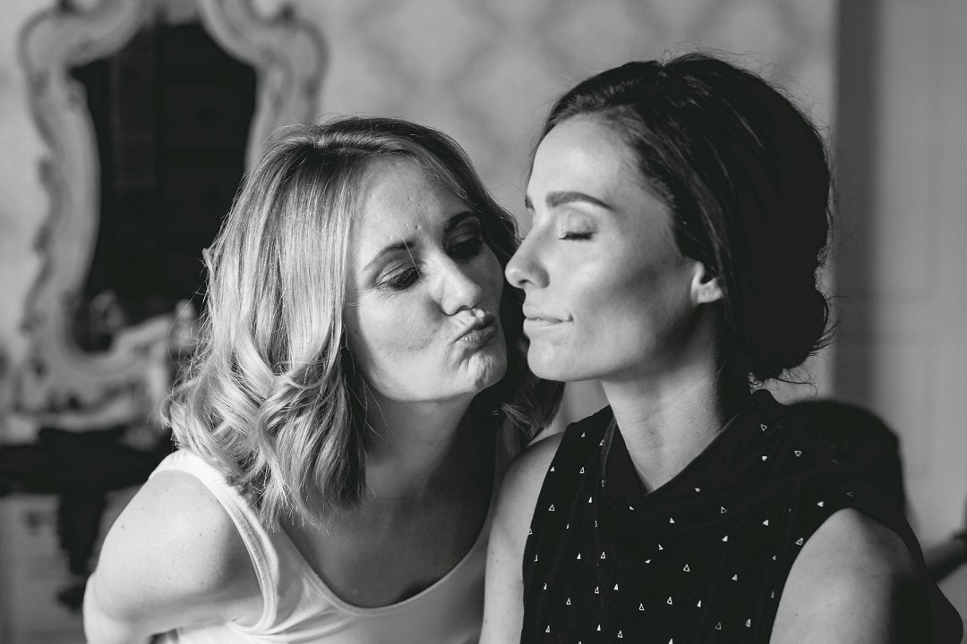 bride getting ready photos