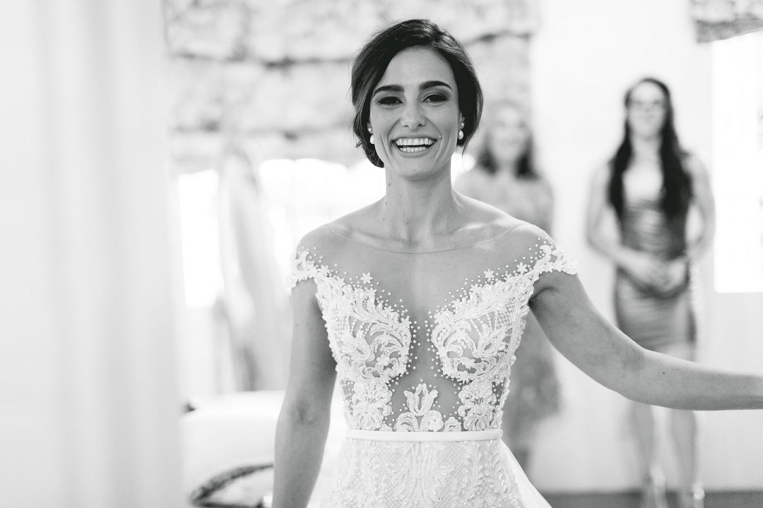 bride getting ready photos