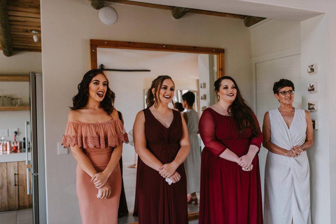 bride getting ready photos
