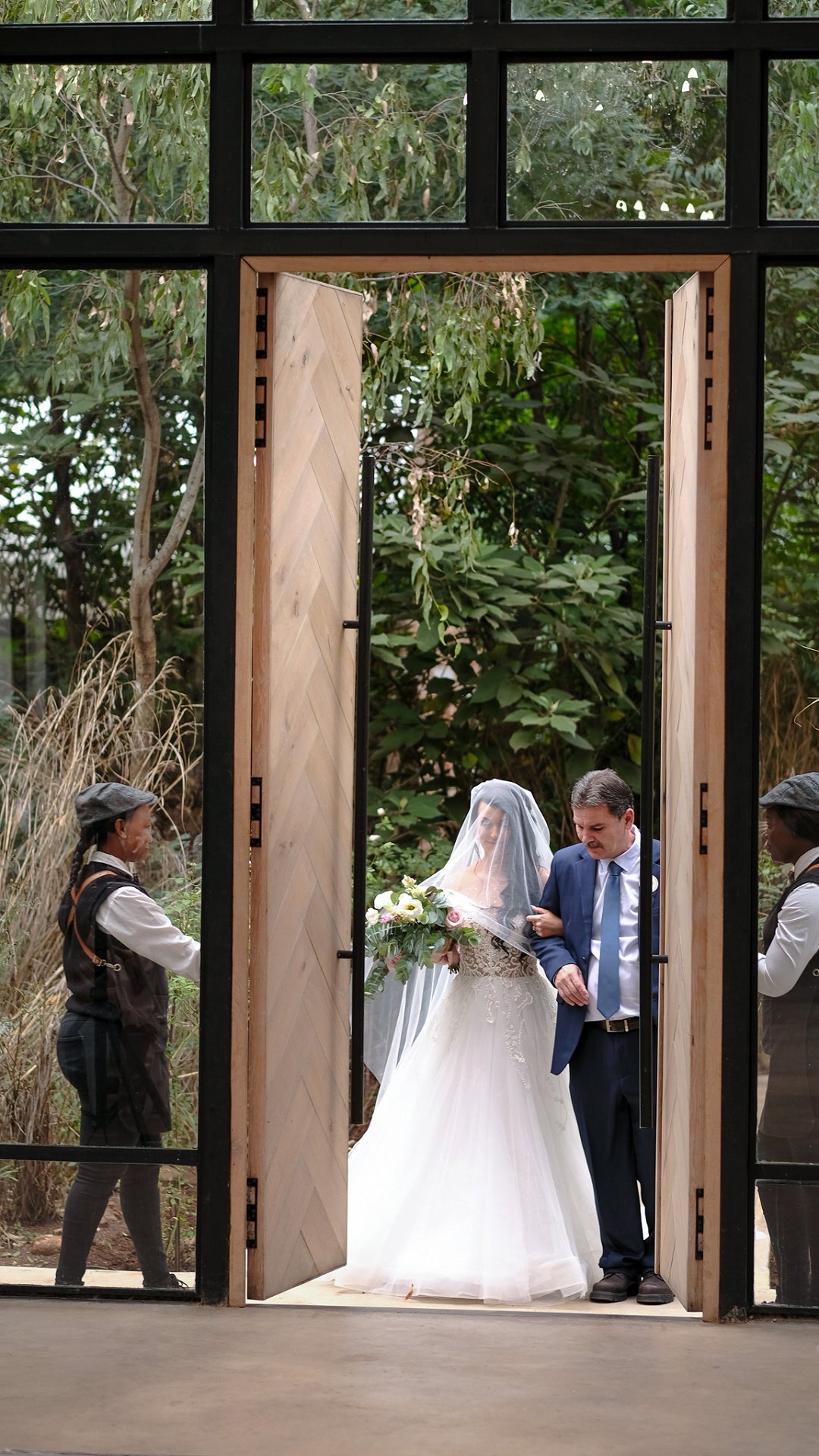 Lace & Timber chapel
