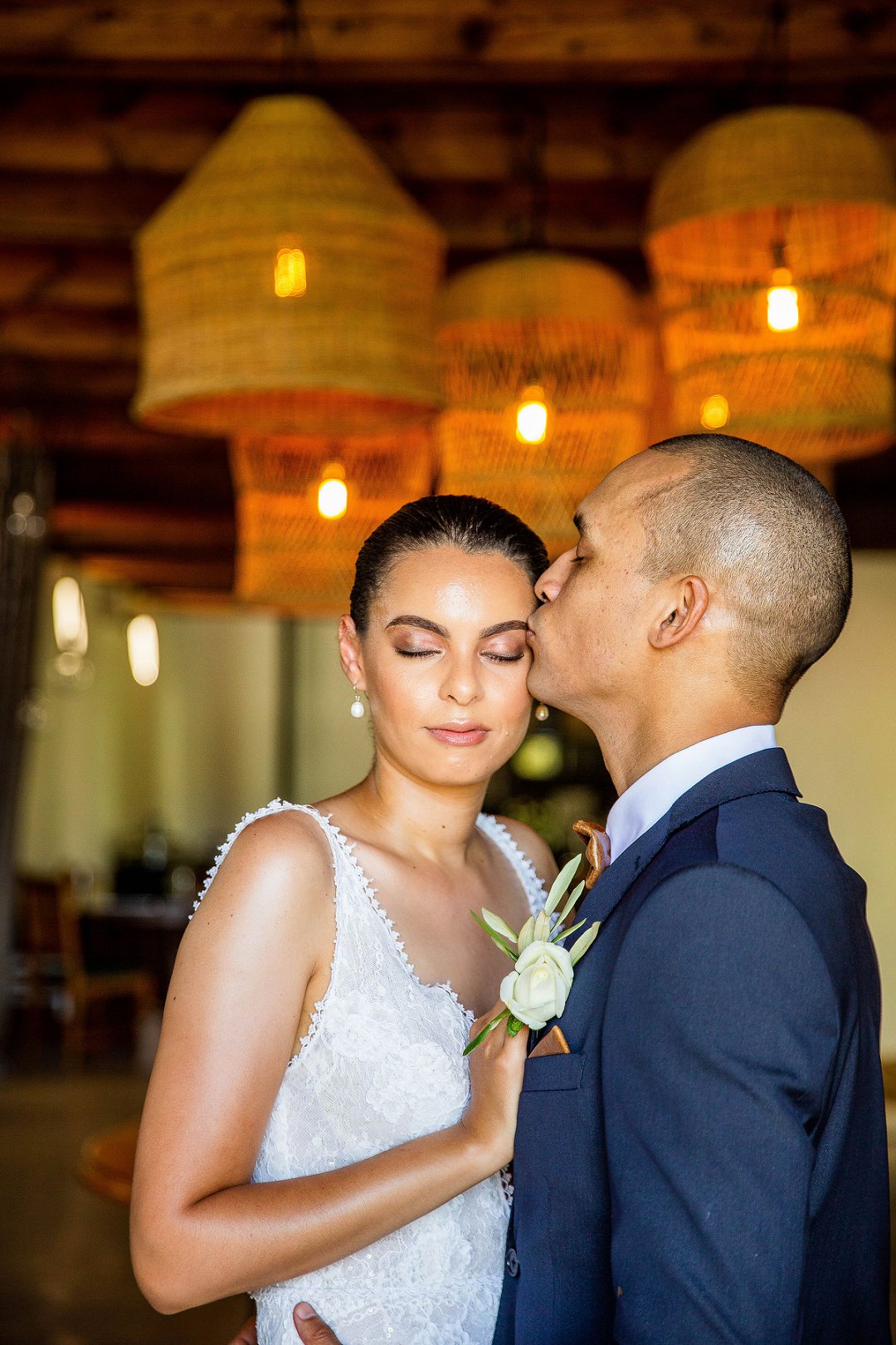 wedding photos at Au de Hex