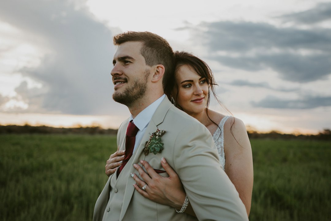 bride and groom wedding photos