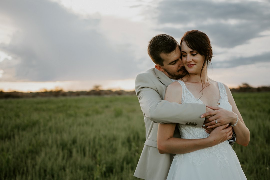 bride and groom wedding photos