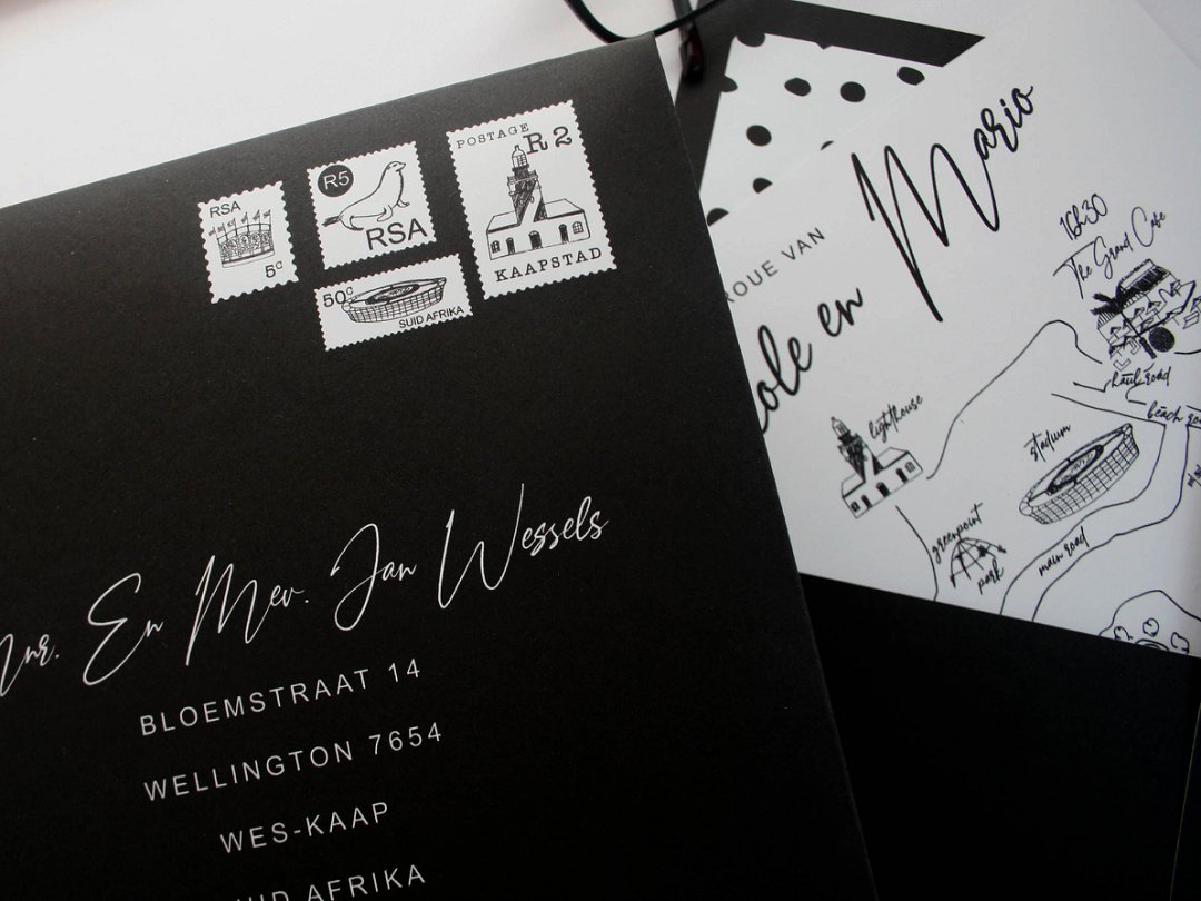 Swart & Wit Trou Padkaart Uitnodiging