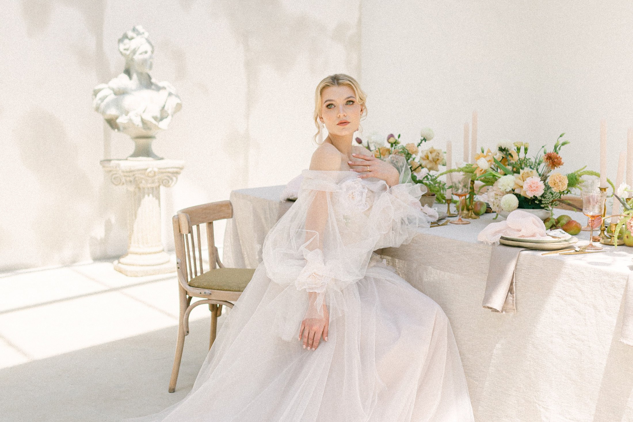 Oh, Romeo: Romantiese Trou Inspirasie met ŉ Tydlose Elegansie