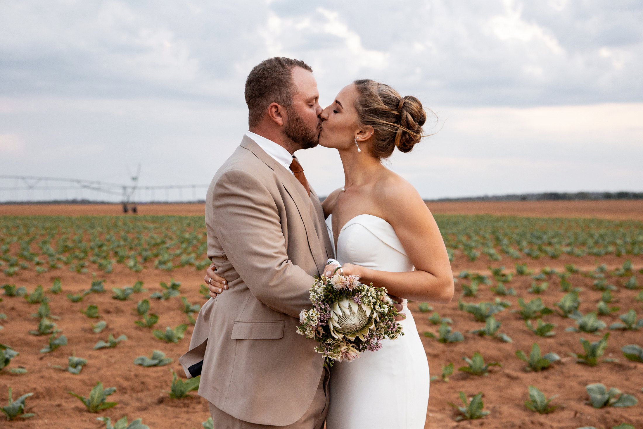 Johan-Adam & Ilandré se Opregte Boerejol-Plaastroue