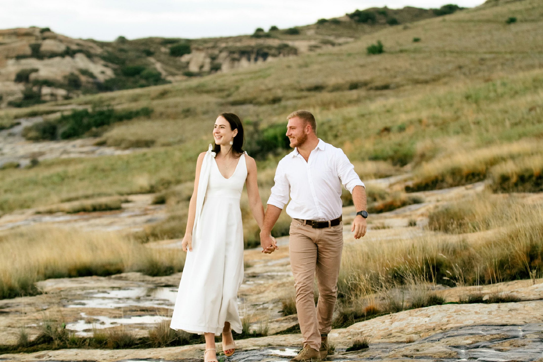 Meyer & Ronel se Natuurlike & Romantiese Verlowing Fotosessie in Clarens